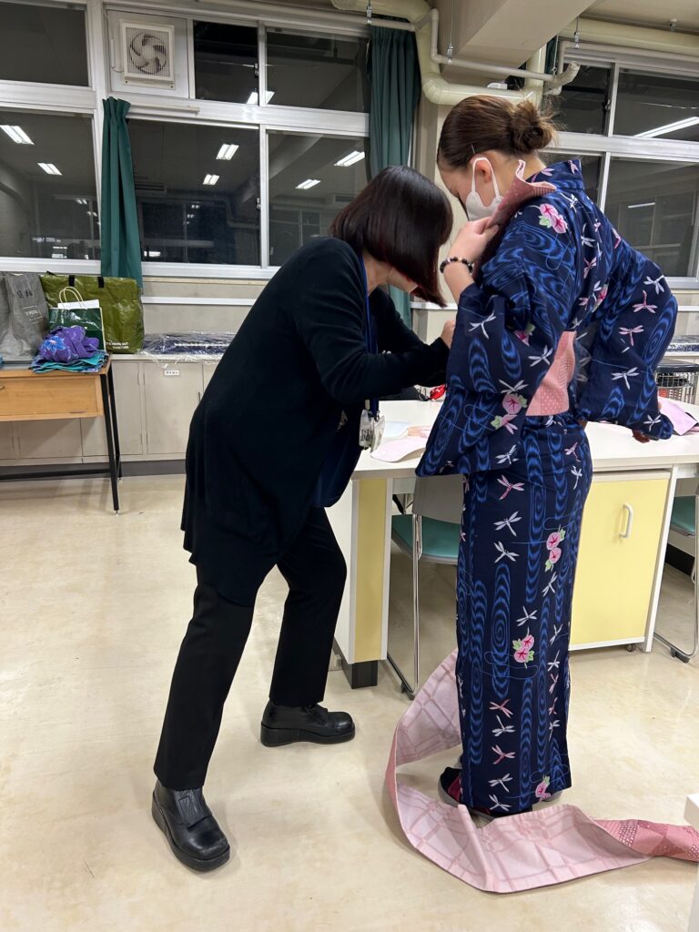 浴衣　着方体験授業
